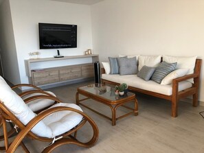 Smart TV - LAS TRES CARABELAS IN CARTAGENA ONE BLOCK FROM THE BEACH (Cartagena de Indias)