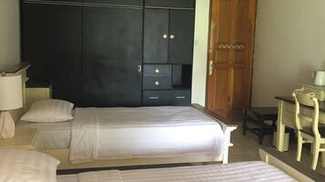 1 bedroom, WiFi, bed sheets