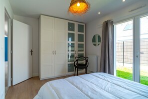 4 chambres, fer et planche à repasser, Wi-Fi gratuit, draps fournis
