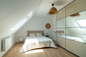 4 chambres, fer et planche à repasser, Wi-Fi gratuit, draps fournis