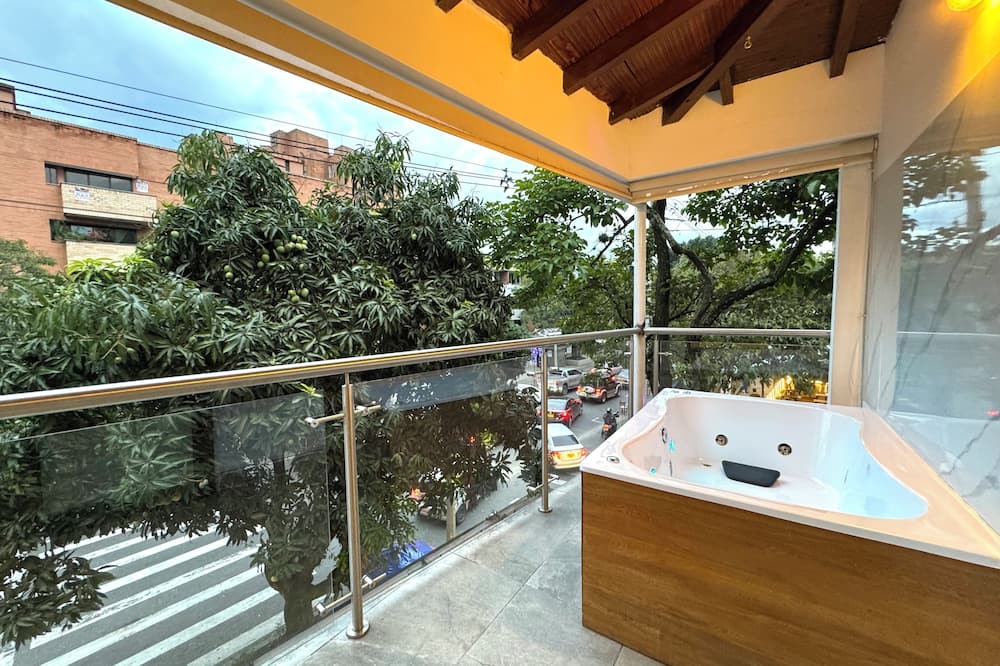 URBANITY LIVING