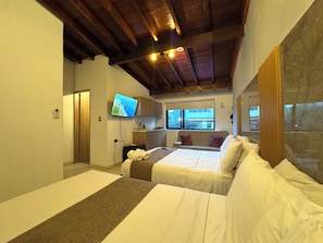 Deluxe Studio | Blackout drapes, soundproofing, iron/ironing board, free WiFi - URBANITY LIVING (Medellín)