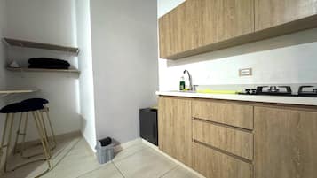 Deluxe Studio | Private kitchen