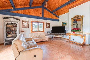 TV, DVD player, stereo