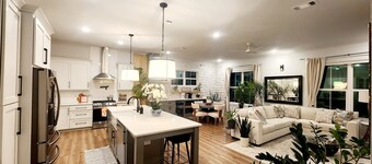 "Discover Pelican's Haven: Your Bohemian Retreat Near Pensacola Bay Awaits!"