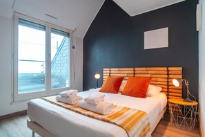 6 Schlafzimmer, Bügeleisen/Bügelbrett, kostenloses WLAN, Bettwäsche