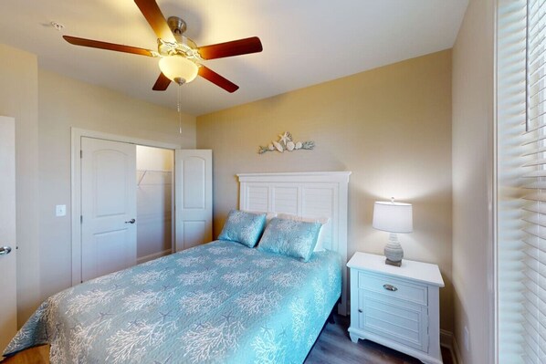 3 bedrooms, desk, iron/ironing board, WiFi
