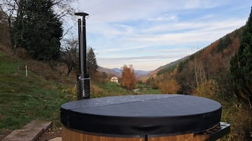 Bain à remous extérieur