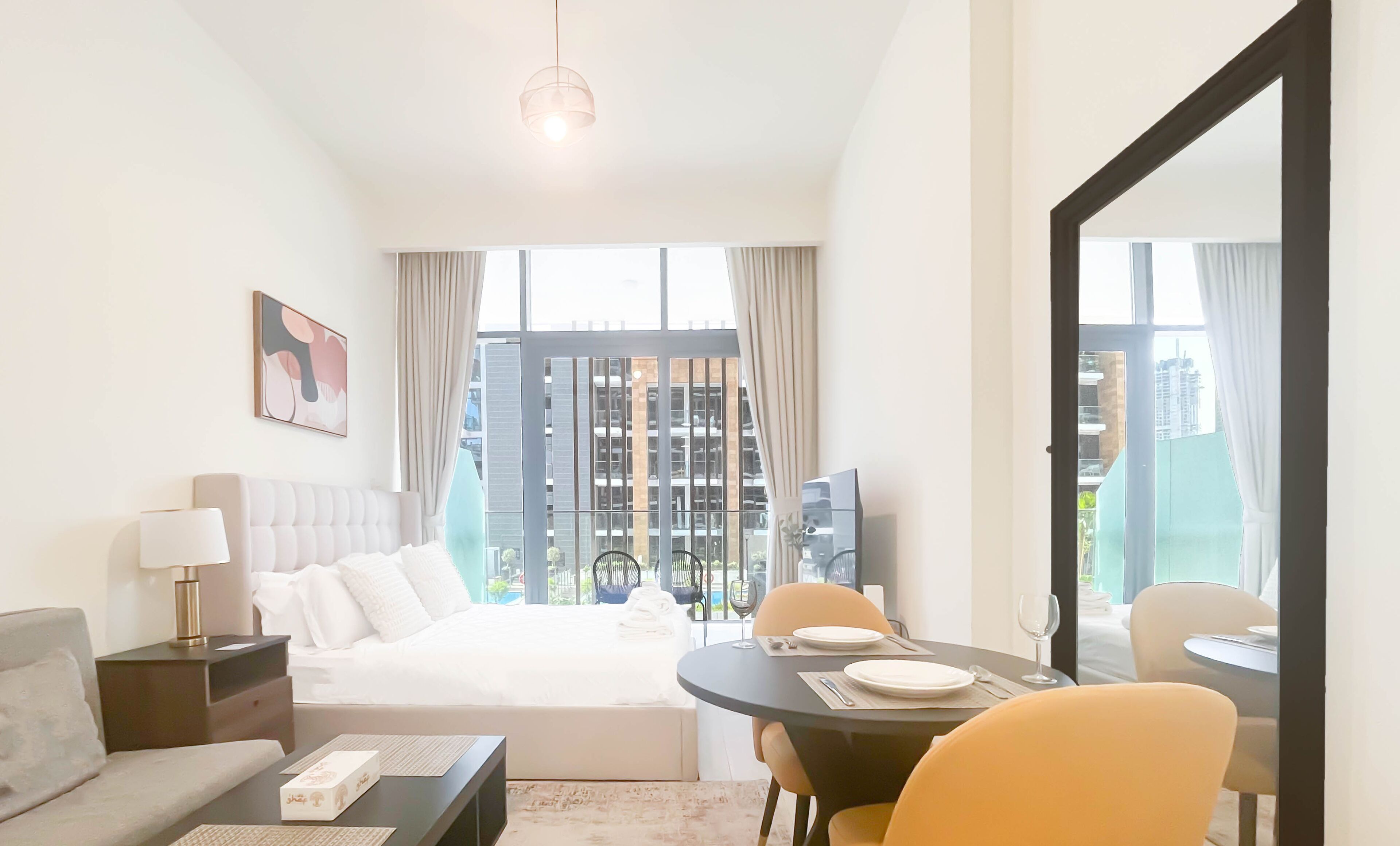 Iron/ironing board, Internet, bed sheets