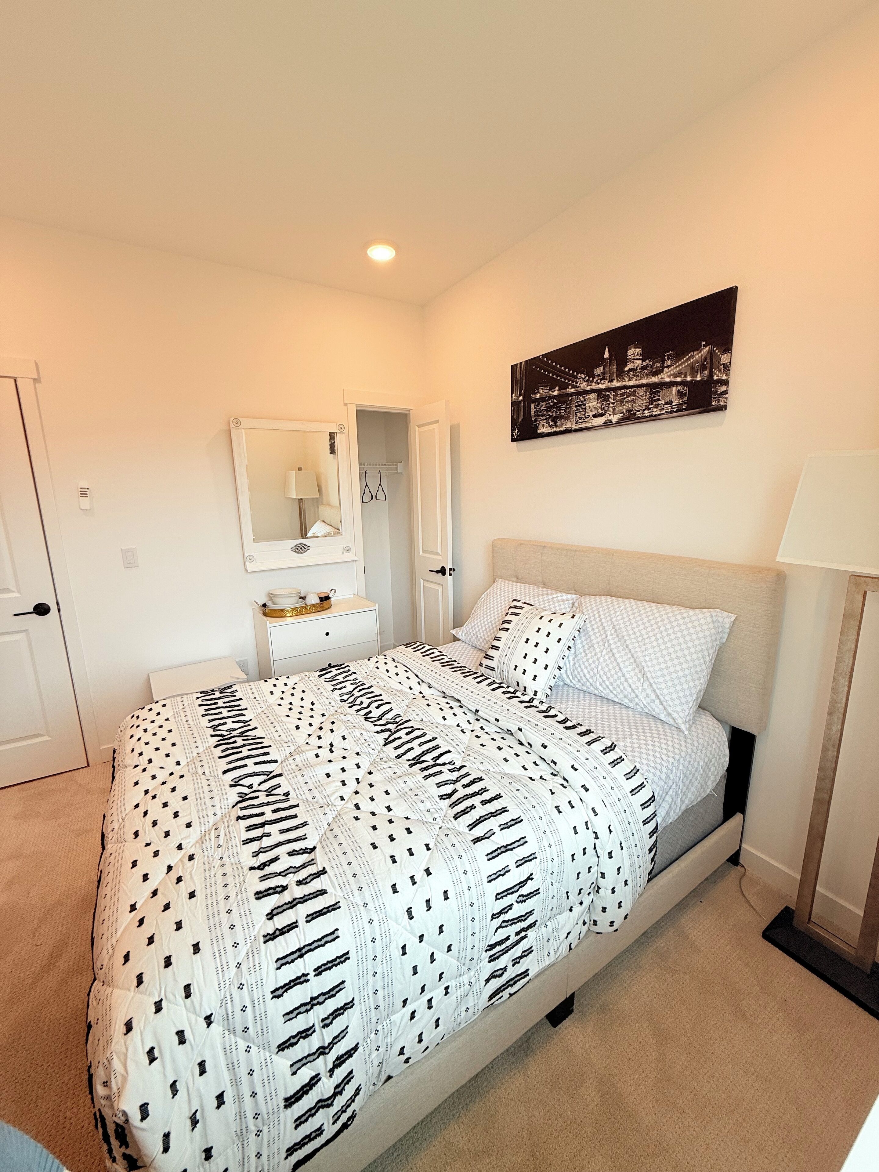 1 bedroom, desk, iron/ironing board, free WiFi