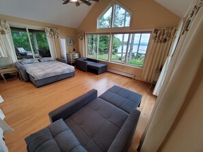 5 chambres, fer et planche à repasser, Wi-Fi gratuit, draps fournis