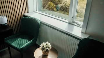 Luxe beddengoed, donsdekens, Select Comfort-bedden, een bureau