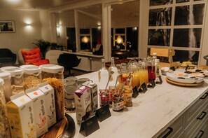 Petit déjeuner buffet compris tous les jours