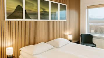 Habitación doble Confort, baño privado | Ropa de cama de alta calidad, edredón y camas Select Comfort