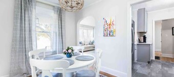 The Speakeasy Cottage, renovated midtown, quiet