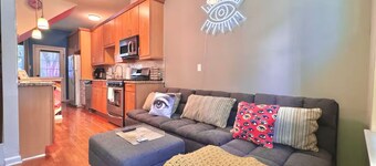 Modern-Chic Living in the Heart of Center City