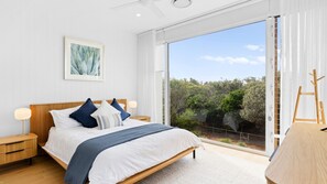 3 habitaciones, escritorio, wifi gratis y ropa de cama