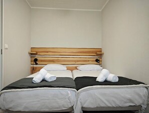 3 Schlafzimmer, Bügeleisen/Bügelbrett, Reisekinderbett, kostenloses WLAN