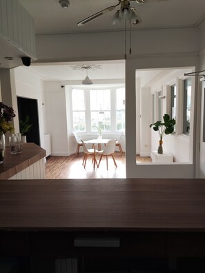 Reception - Central Wave Brighton  (Brighton)