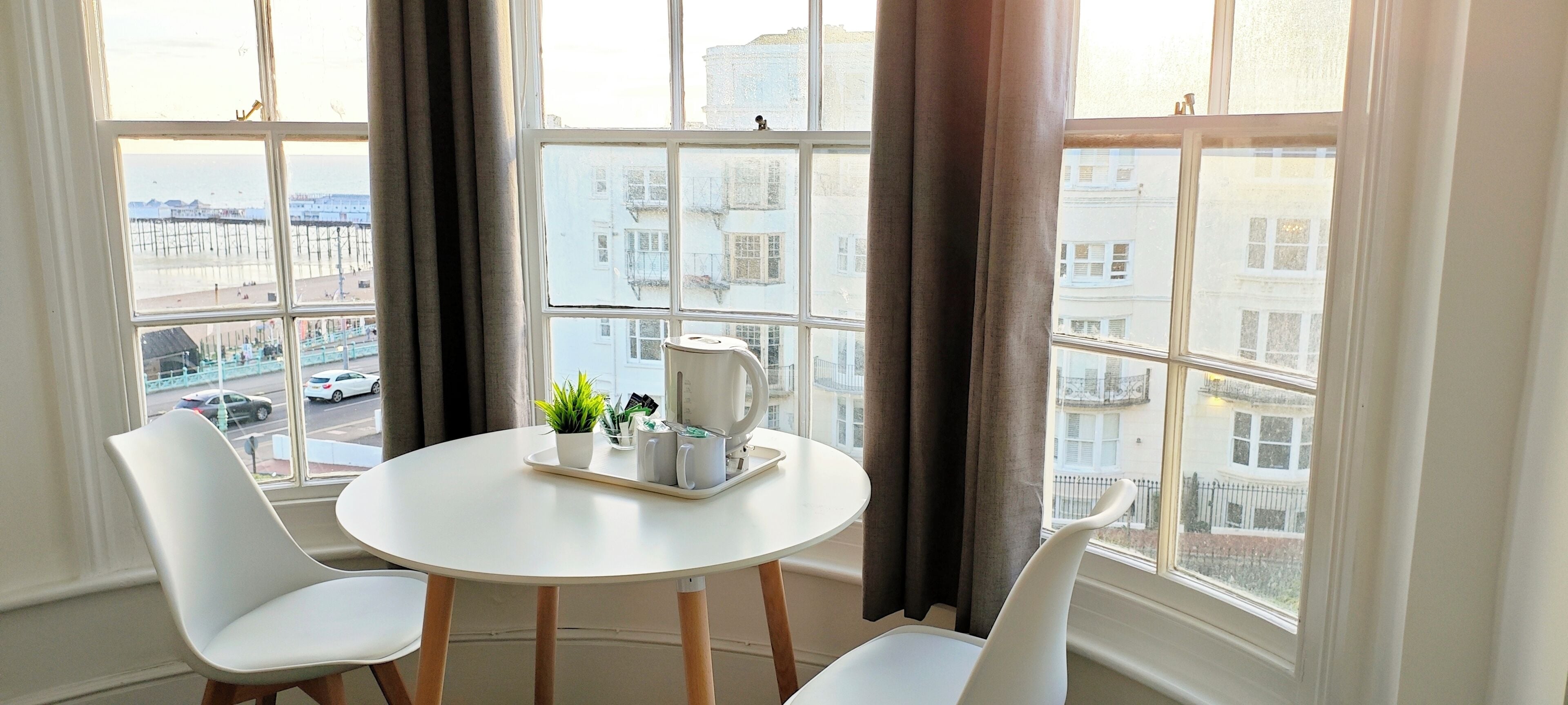Double Room, Sea View | Desk, iron/ironing board, free WiFi, bed sheets
