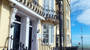 Front of property - Central Wave Brighton  (Brighton)