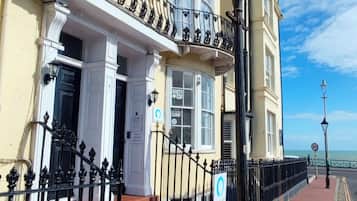 واجهة المنشأة