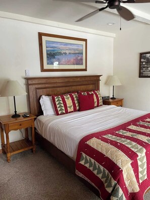 3 多间卧室、熨斗/熨衣板、WiFi、床单