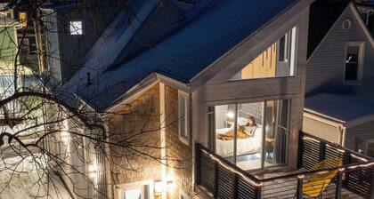 Bishop House, Sleeps 8, Downtown with Hot Tub!