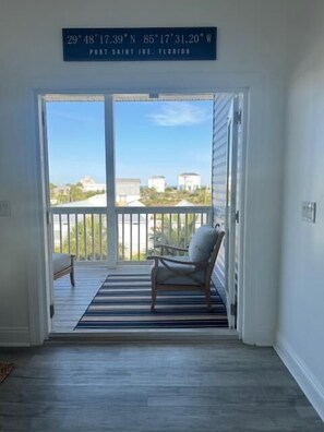 House, Multiple Beds (The Blue Pelican) | Interior