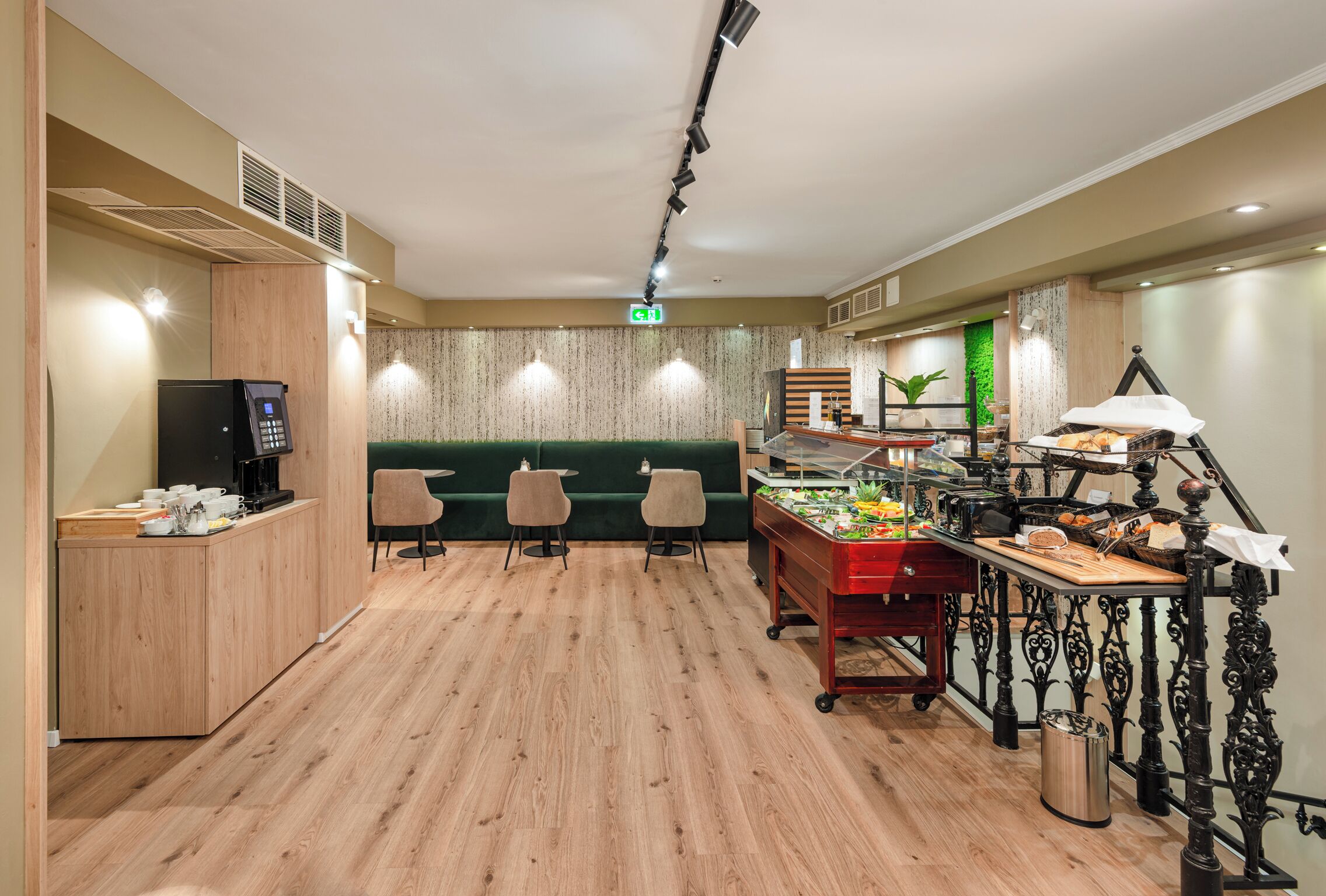 Daily buffet breakfast (EUR 15 per person)