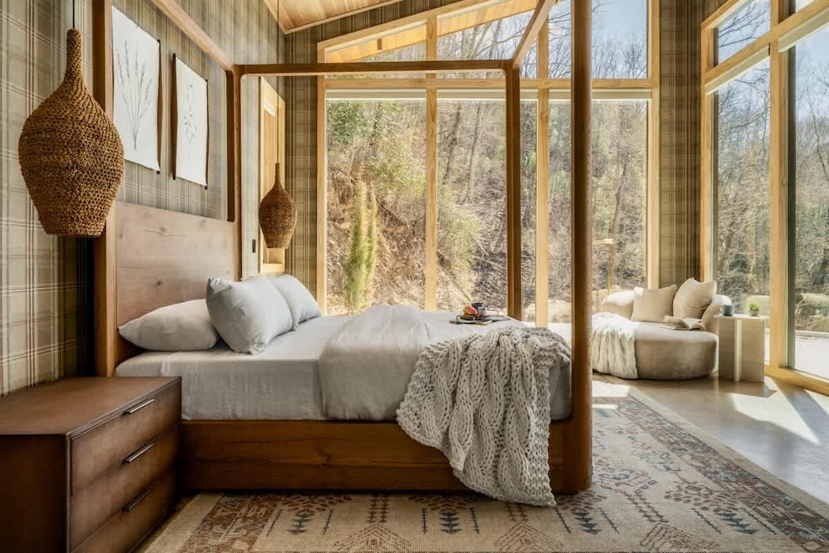 3 chambres, fer et planche à repasser, Wi-Fi, draps fournis