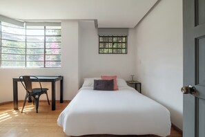 2 soverom, wi-fi og sengetøy