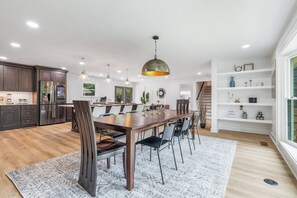 Dining - Beautiful Pool Home Retreat! (Tallahassee)