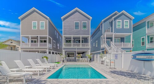 300 steps to beach~Private Pool~Elevator~Games~NewHome