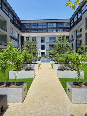 Property grounds - premier luxury apartment (Accra)