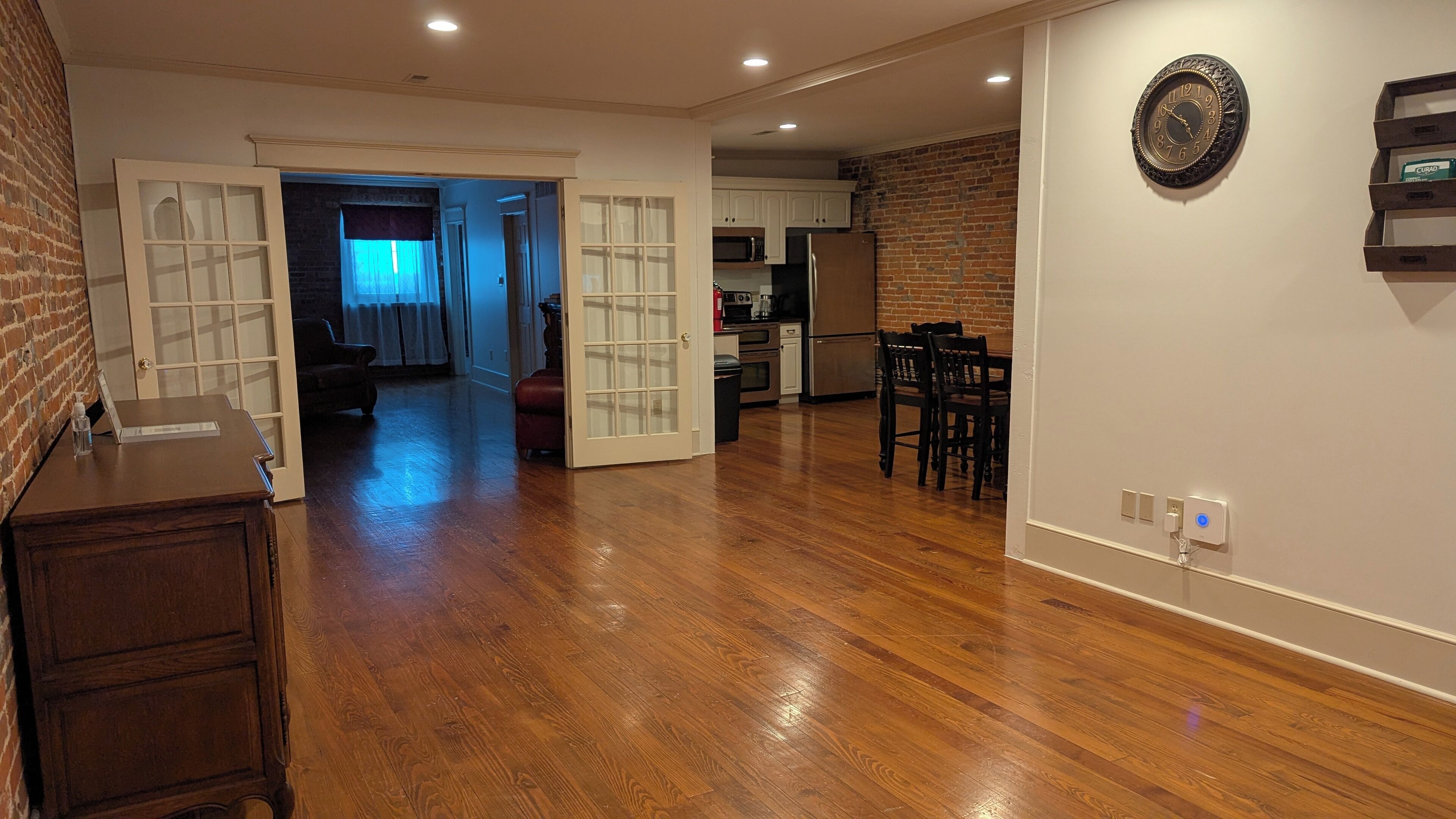 المنشأة من الداخل