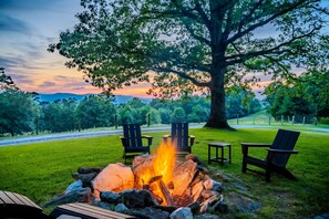 Property grounds - Blu Oasis | Highlands Lodge | Mountain view (Highlands)