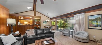 Nestled in the heart of Graeagle Meadows, Private Fenced Yard, Sleeps 6