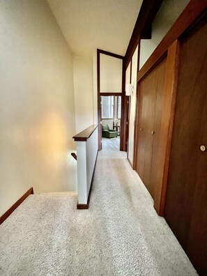 Interior - Vacation retreat for golf and enthusiasts and families alike! (Graeagle)