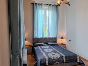 Appartement, balcon | Accès au Wi-Fi (inclus)