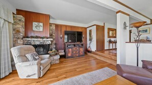 スマートテレビ、暖炉