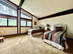3 Schlafzimmer, Schreibtisch, WLAN, Bettwäsche
