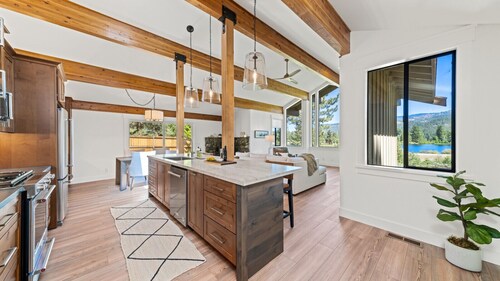 One35 Graeagle Meadows - On the Pond!