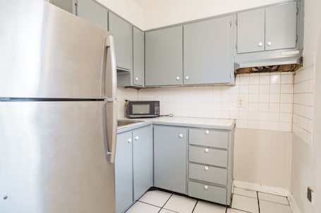 Habitación doble superior, cocineta | Escritorio y wifi gratis