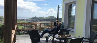 A casa do vale - Cozy vacation home in the hills above Horta.