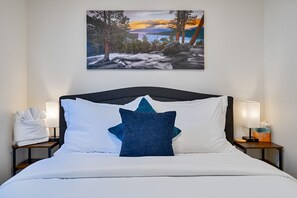 2 bedrooms, iron/ironing board, free WiFi, bed sheets