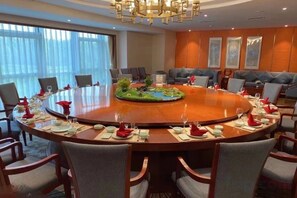 Unclassified image, 5 of 38, button - Feng Du Hotel (Dezhou)