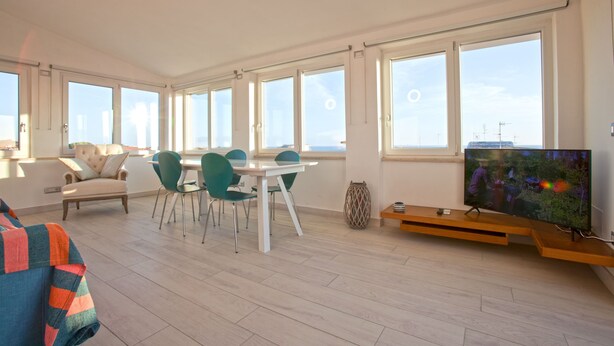Unclassified image, 1 of 16, button - Sea view penthouse for 2-4 people, large equipped terrace (anzio)