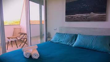 1 dormitorio, tabla de planchar con plancha, cuna de viaje y wifi gratis
