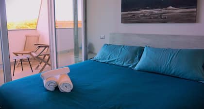 Apartment for family with children, 200 mt from the sea